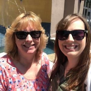 Meet your Posher, Amy